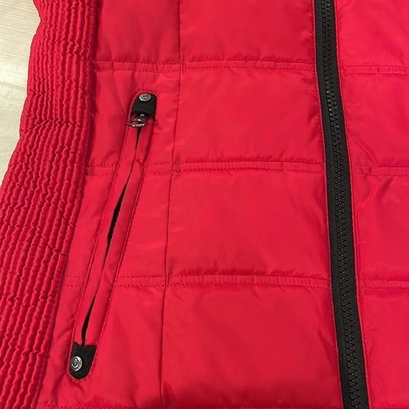 Red Nautical Puffer Coat - Picture 5 of 8